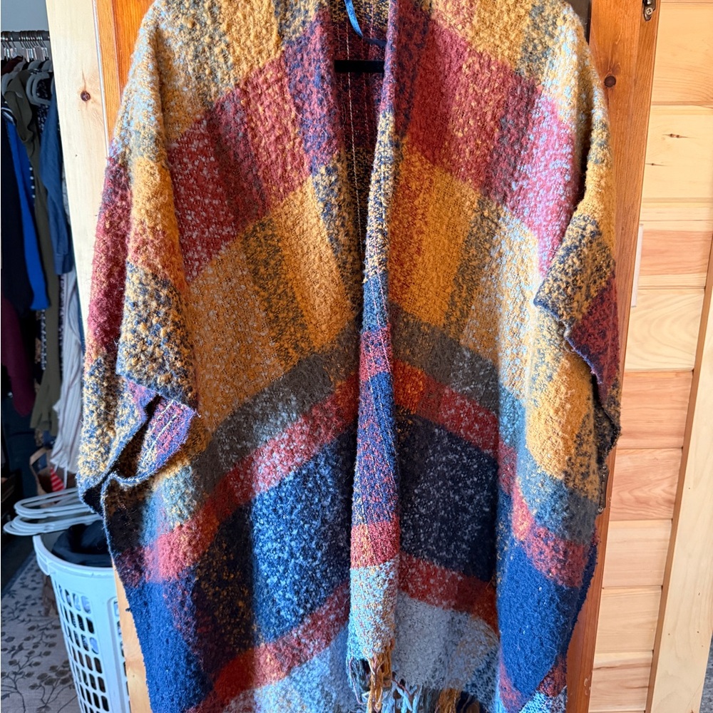 Sonoma Multicolor Textured Shawl